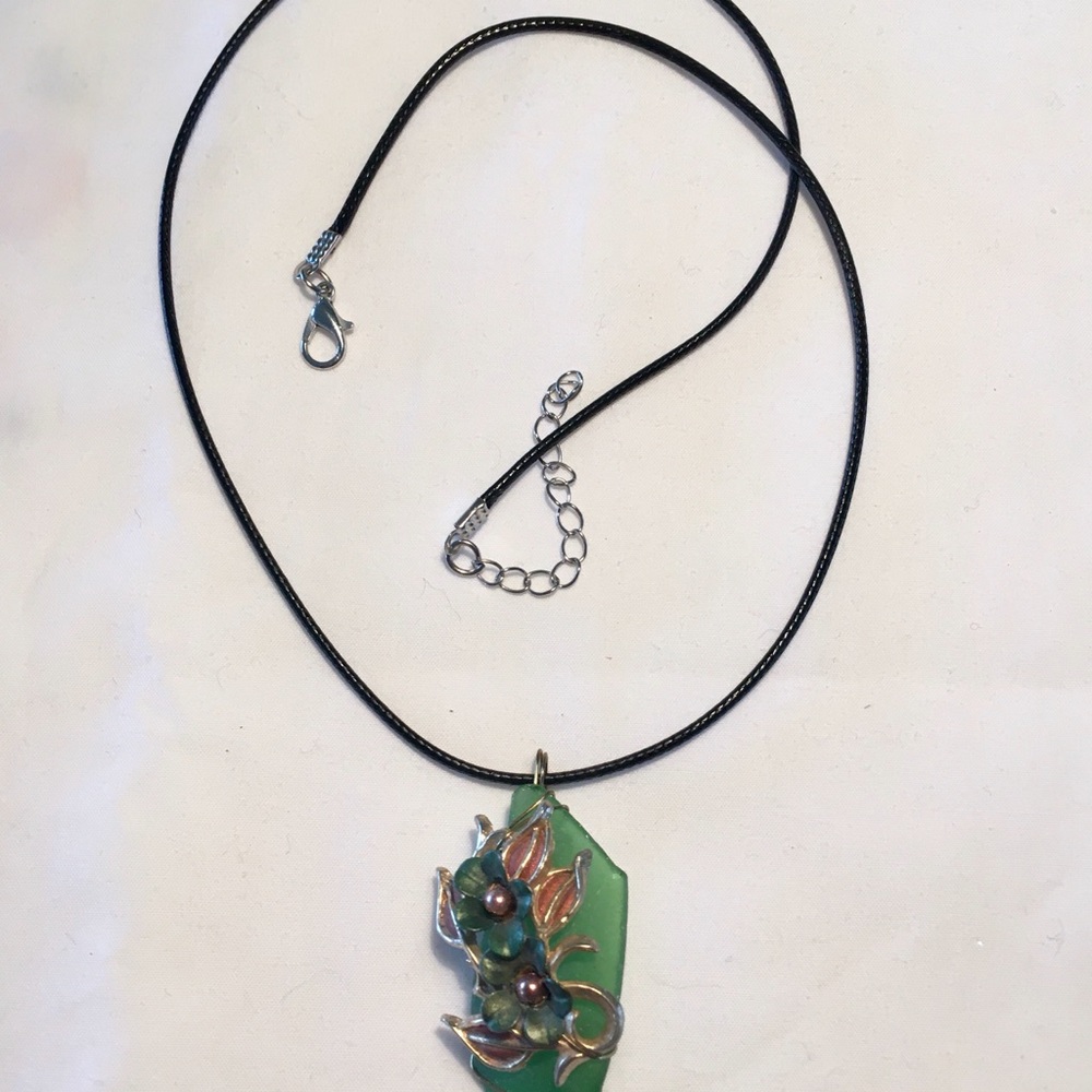 Sea Glass Vintage Jewelry Necklace Green - Picture 7 of 8